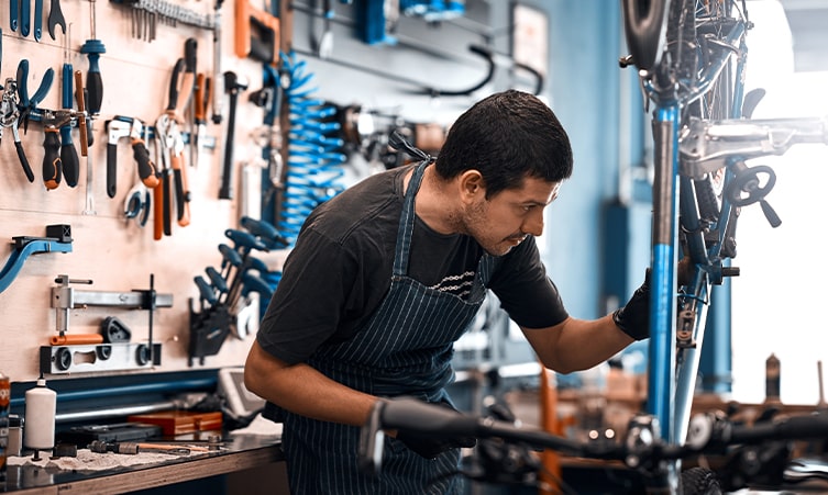 Tommy Makmur Motor Workshop: Quick Solutions for Your Vehicle in Cilacap